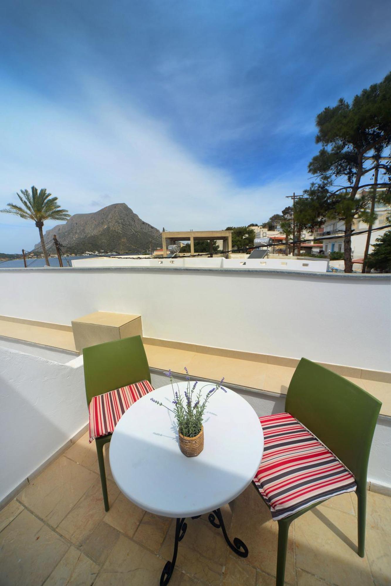 Anthelia Apartments Myrties Exterior foto